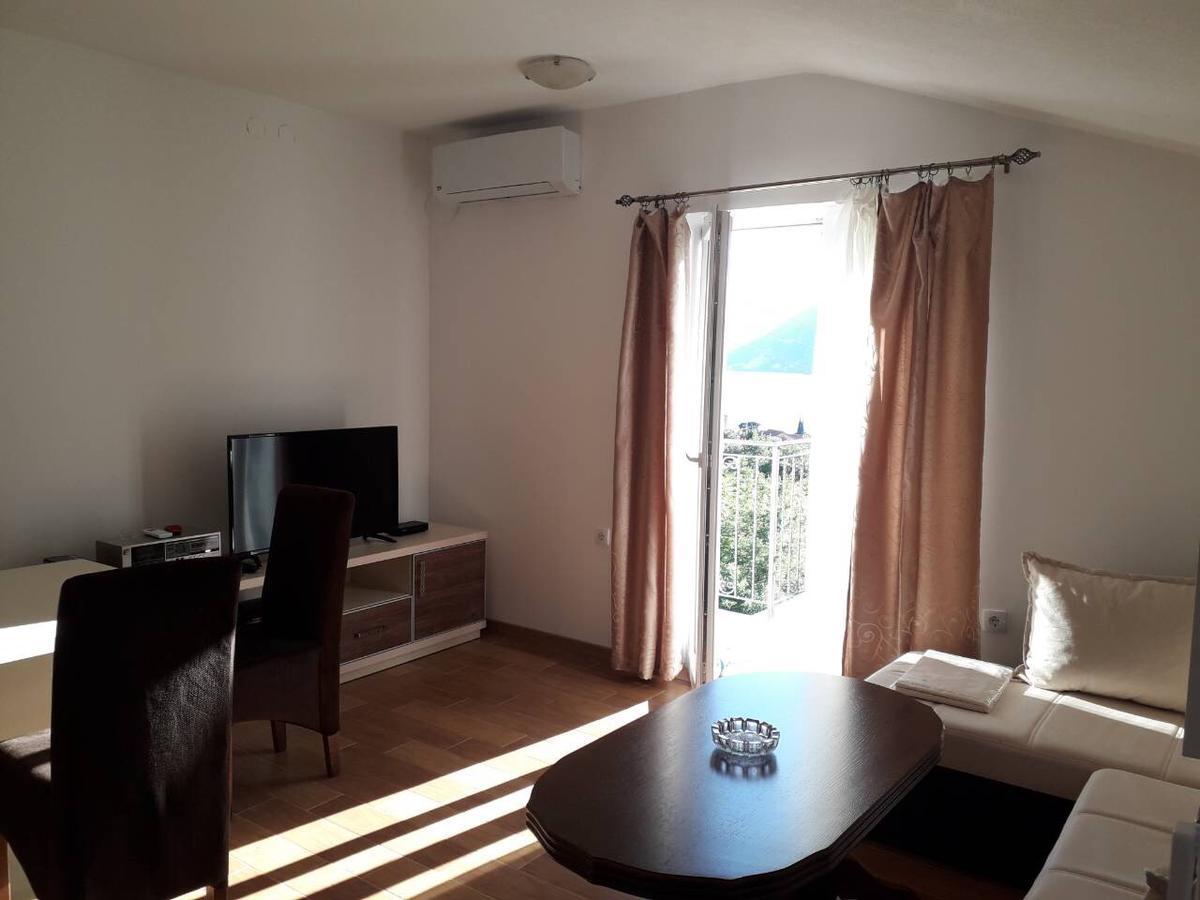 Apartmani Viza Risan Exterior photo